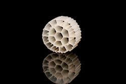 مدیای معلق مدل P584